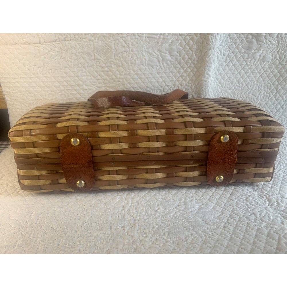 Wicker and Leather Basket Weave Purse Handbag Woven Vintage Hong Kong - Picture 4 of 15